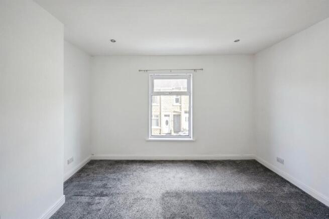 2 bed Terraced for sale Image 12