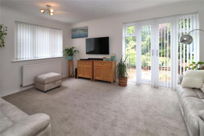 Watermead, Woking, Surrey, GU21 photo 4