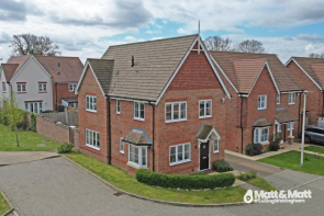 28, Readwin Crescent, Wokingham RG40 5BD