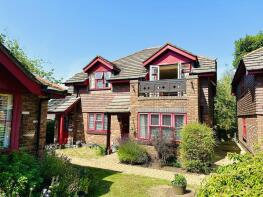 Flat 16, 11 The Croft, College Road, Epsom KT17 4HW