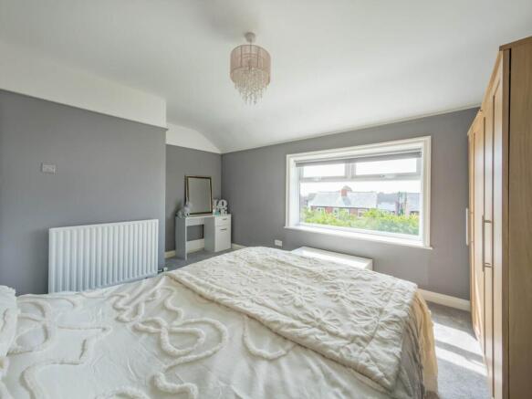 2 bed Terraced for sale Image 9