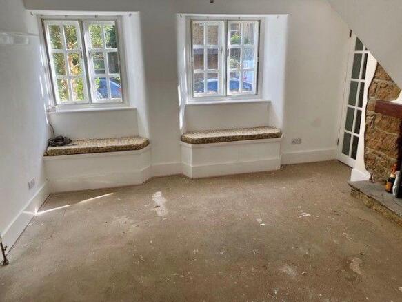 SITTING ROOM