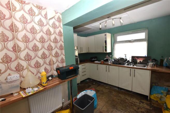 2 bed Bungalow for sale Image 6