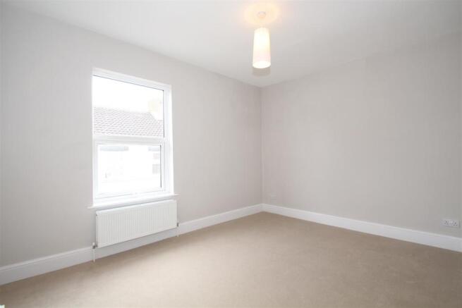Bedroom 1.JPG
