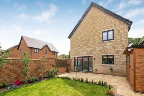 14, Holly Close, Shrivenham, Swindon SN6 8GX