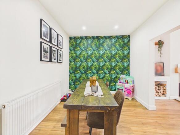 3 bed Terraced for sale Image 6