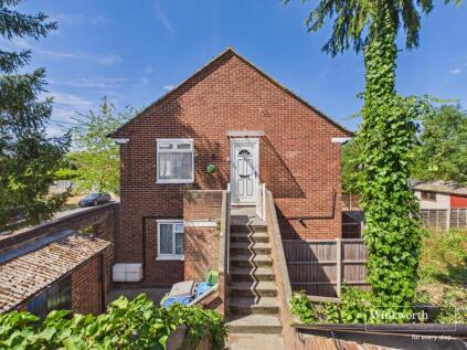 Robin Grove, Harrow, Middlesex, HA3
