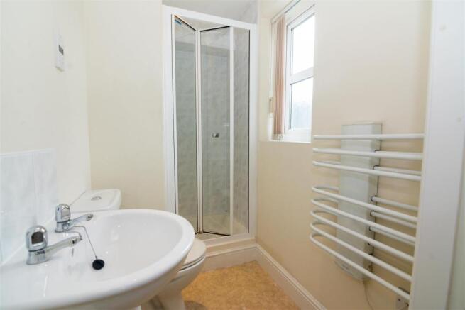EN SUITE SHOWEROOM