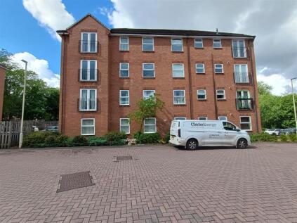 Brett Young Close, Halesowen