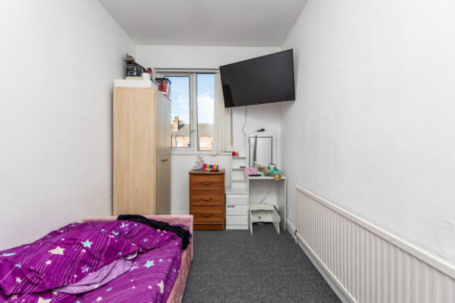 4 bed Terraced for sale Image 6