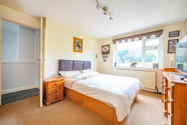 3 bed Semi-Detached for sale Image 4