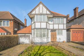 17, The Rise, Edgware HA8 8NS