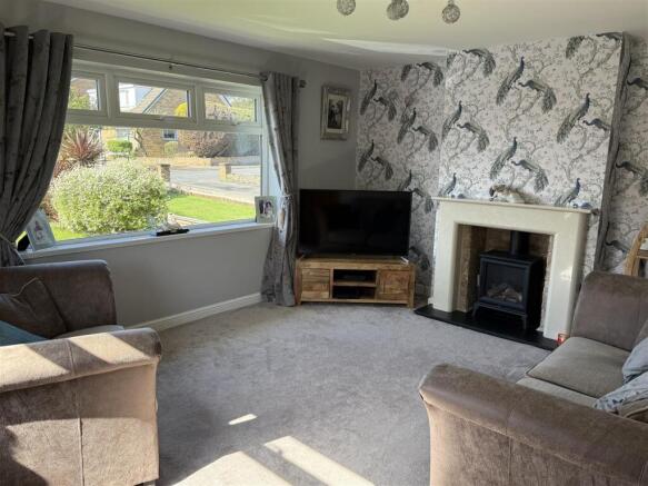 3 bed Semi-Detached for sale Image 5