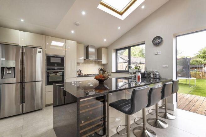 Kitchen dining...