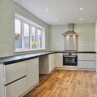 2, Cayton Close, New Lodge, Barnsley S71 1RQ