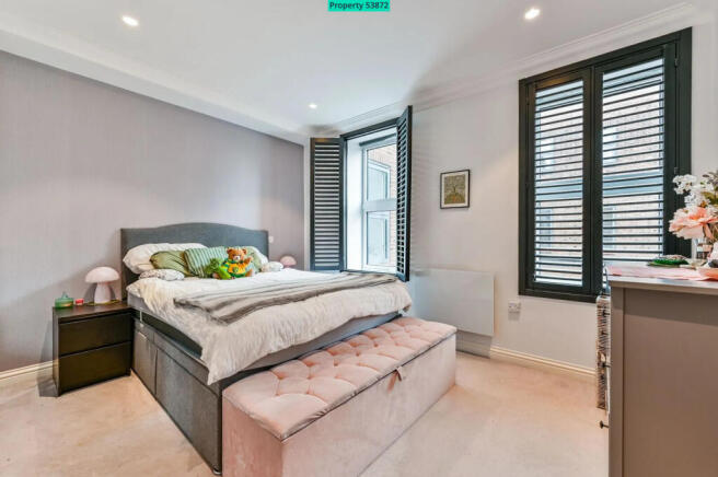 Double bedroom (pictured with King sized bed)