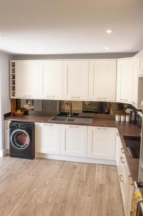 4 bed End of Terrace for sale Image 6
