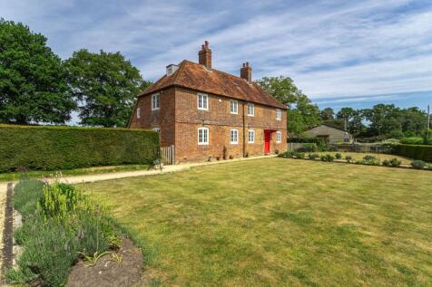 Pale Lane, Hartley Wintney, RG27