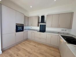 110c, Main Street, Dunfermline KY12 0EL