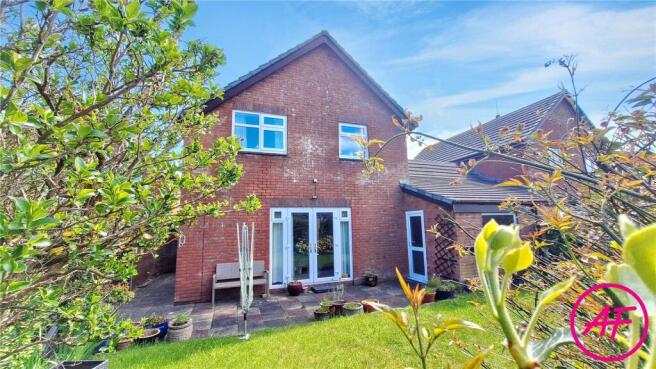 3-bed detached on The Close, Penrhyn Bay, Llandudno, Conwy, LL30, £280,000