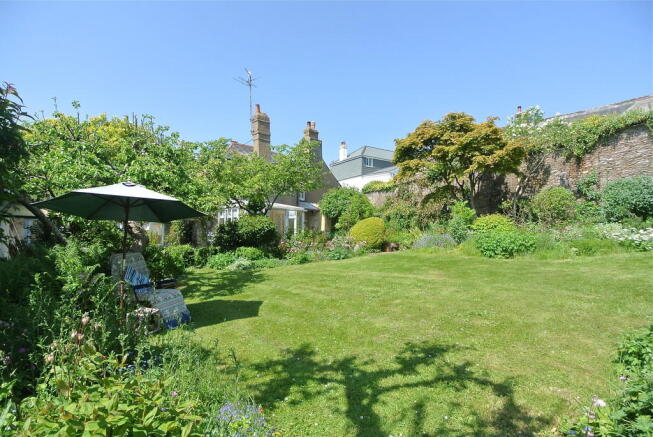 Photo 13