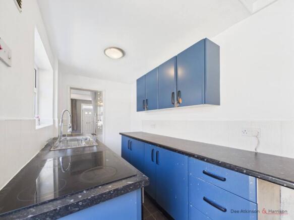 2 bed Terraced for sale Image 7
