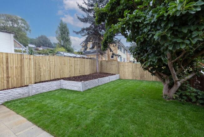 2 bed Semi-Detached Bungalow for sale Image 9
