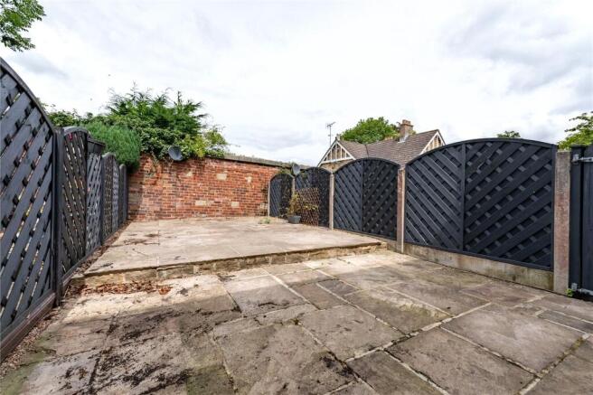 2 bed Terraced for sale Image 11