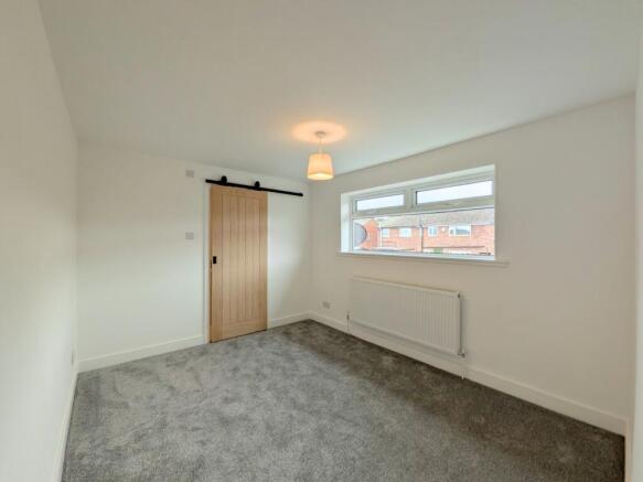 3 bed Terraced for sale Image 11