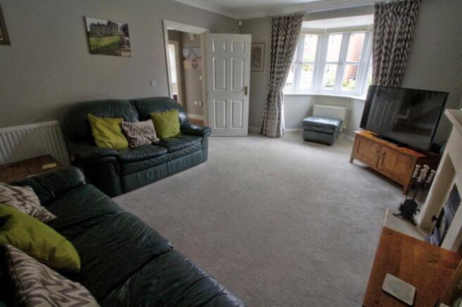 Lounge 3