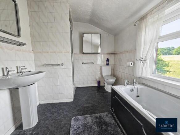 3 bed Detached for sale Image 11