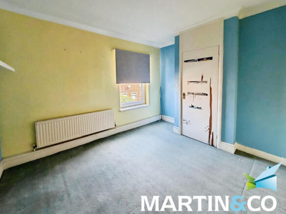 3 bed Terraced for sale Image 12