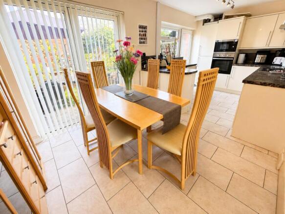 Breakfast Room