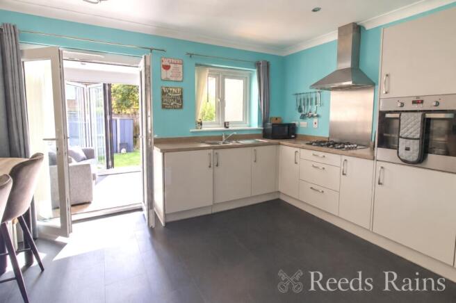 Kitchen/Dining