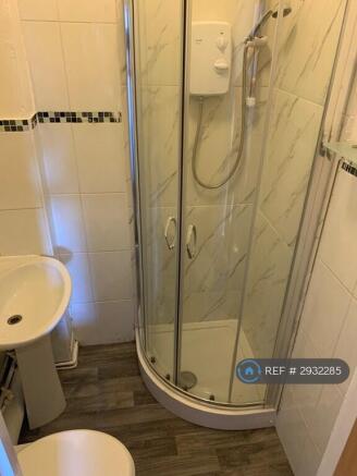 4 bed Terraced to rent Image 12