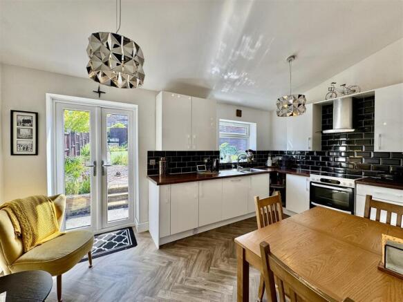 DINING KITCHEN