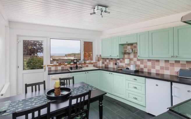 Kitchen/diner with sea views