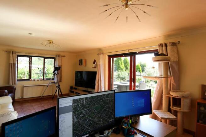 Dining Room/ Office