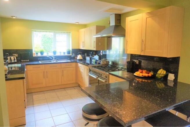 Kitchen/Breakfast