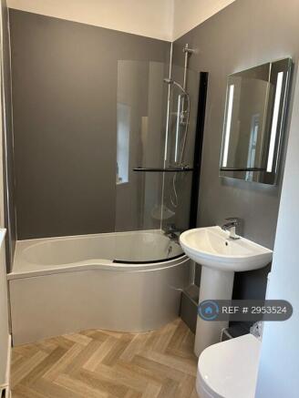 2 bed Terraced to rent Image 7