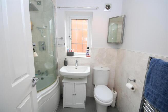 HOUSE BATHROOM