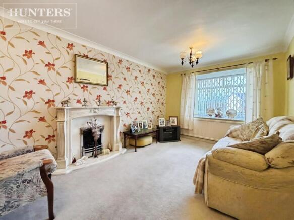 2 bed Semi-Detached Bungalow for sale Image 6