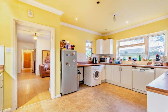 8582727-interior08-800.jpg