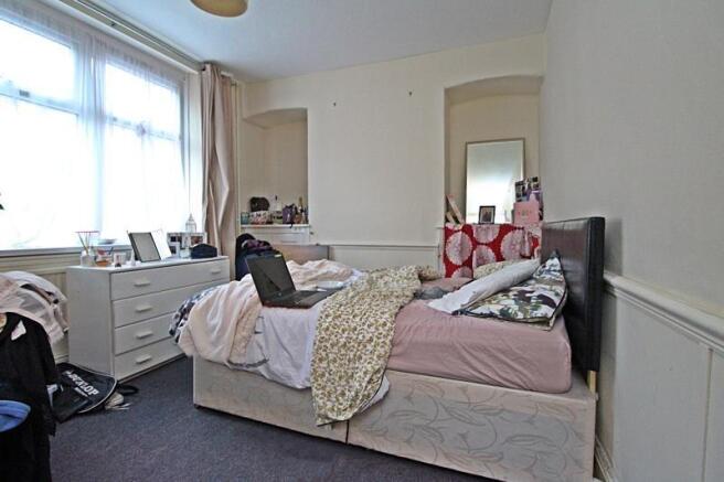 5_Bedroom 2