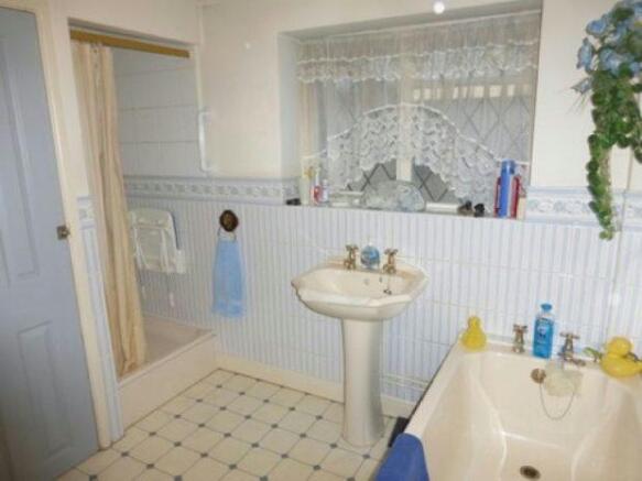 Family bathroom