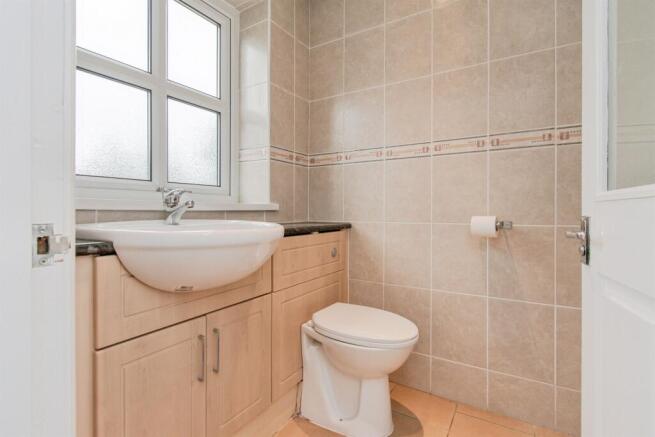 2 bed Detached Bungalow for sale Image 9