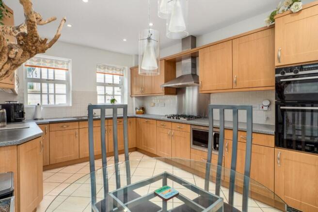 Nields Croft, Nields Brow, Bowdon, WA14 photo 4