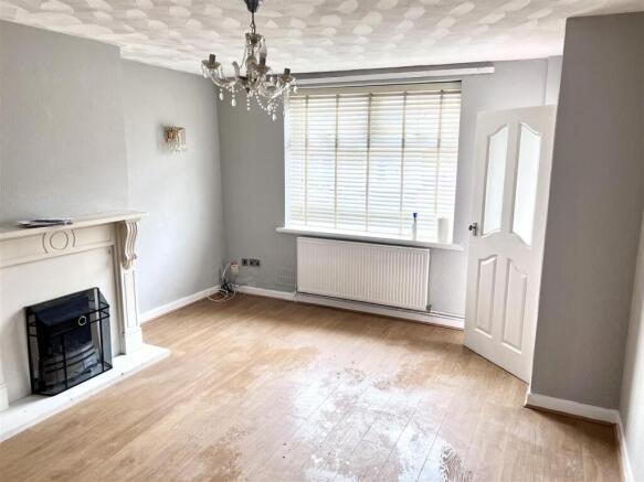 Living room .jpg