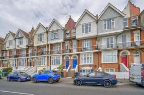 Second Floor Flat 5, 60, South Terrace, Littlehampton BN17 5LG