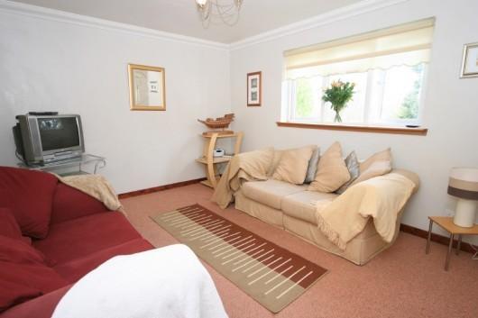 Sitting Rm/ Bed 5